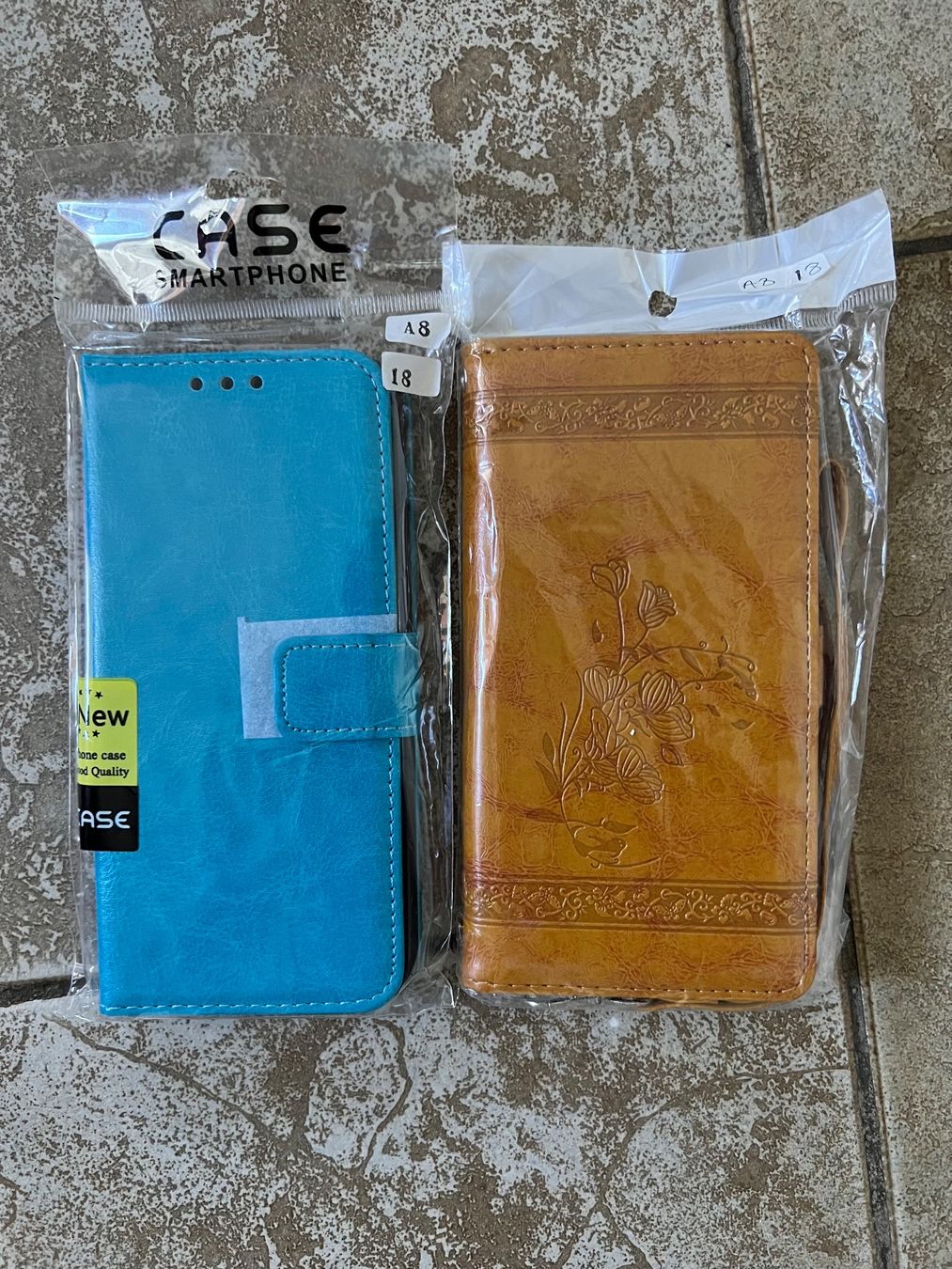 Cover & Protezioni schermo: étuis pour samsung A8 – Nuovo e nell'imballaggio originale da Marly venduto da Rage_ 1