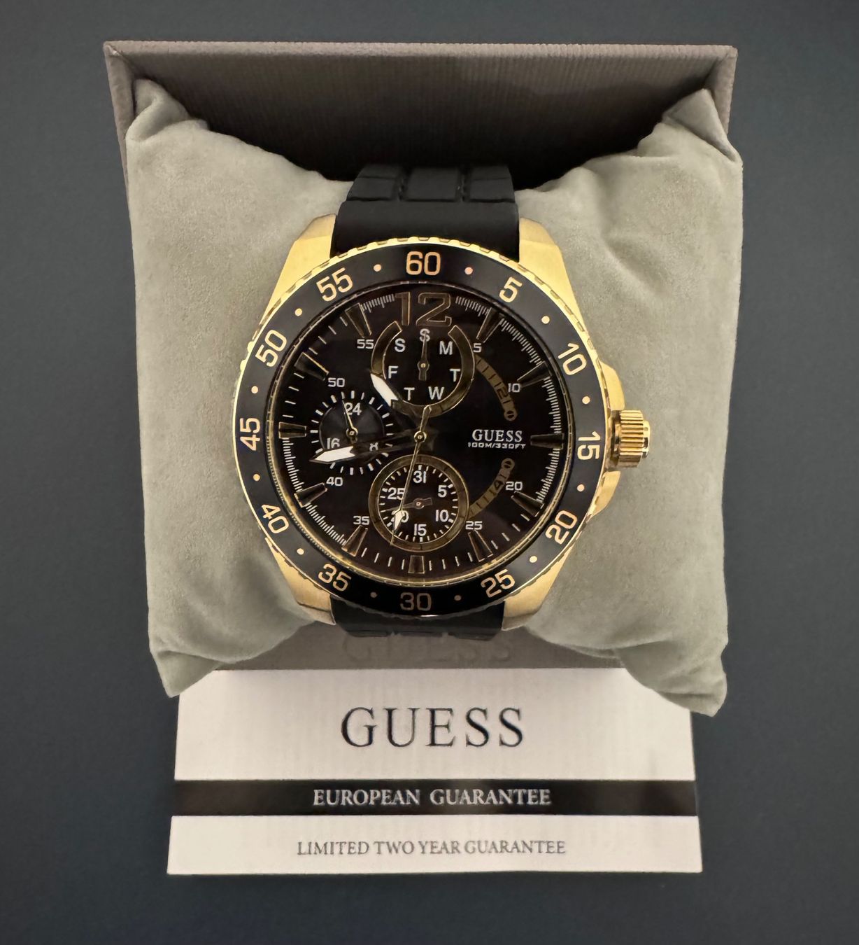 Guess Orologi: Neue Uhr von Guess – Nuovo e nell'imballaggio originale da Spiegel b. Bern venduto da Desisk44