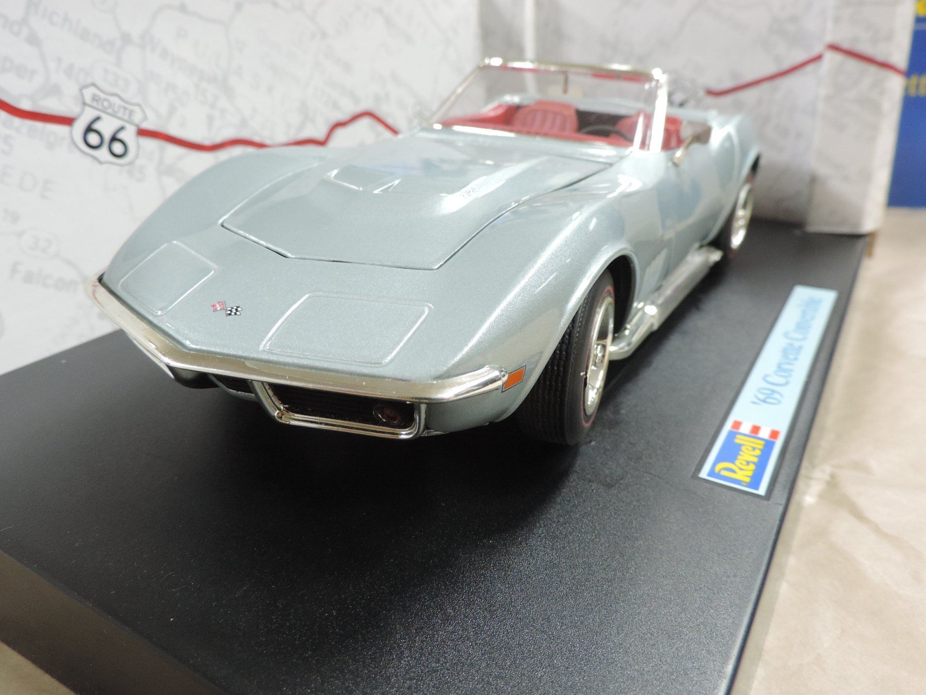 Revell Modellini d'auto: 1969 Chevrolet Corvette convertible – Usato da Epautheyres venduto da LordSkull 1