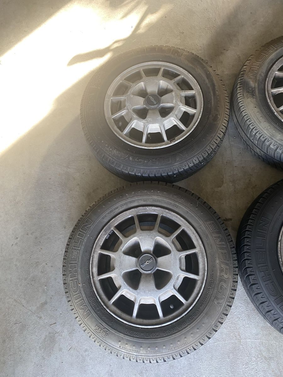 Volkswagen Cerchioni: Golf 1 Ronal Felgen – Usato da Kreuzlingen venduto da out_q97h