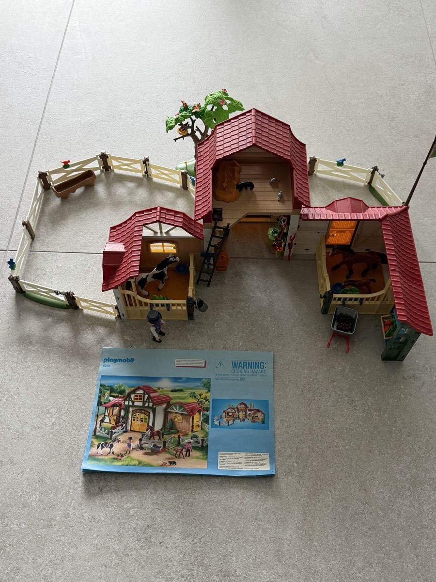 Playmobil Spielzeuge: Playmobil Reiterhof, gross, 6926. – Gebraucht aus Zwingen von A.L_Shop 2
