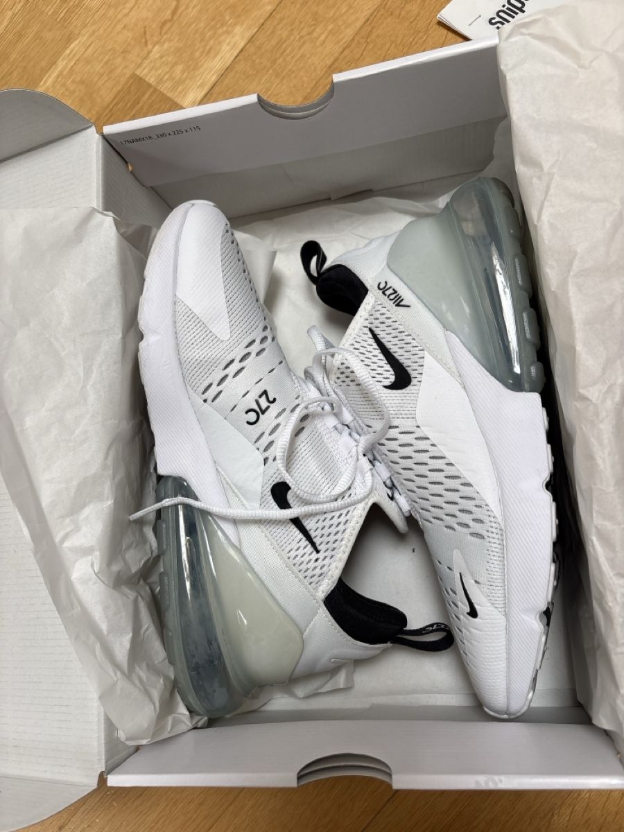 Nike Scarpe da uomo: Nike Air Max 270 – Nuovo (secondo la descrizione) da Münchenbuchsee venduto da goose87