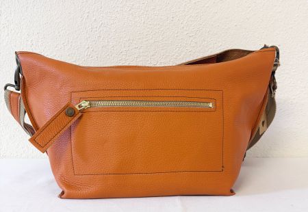Leder-Umhängetasche L von Pro Alps, Tessiner Handwerk