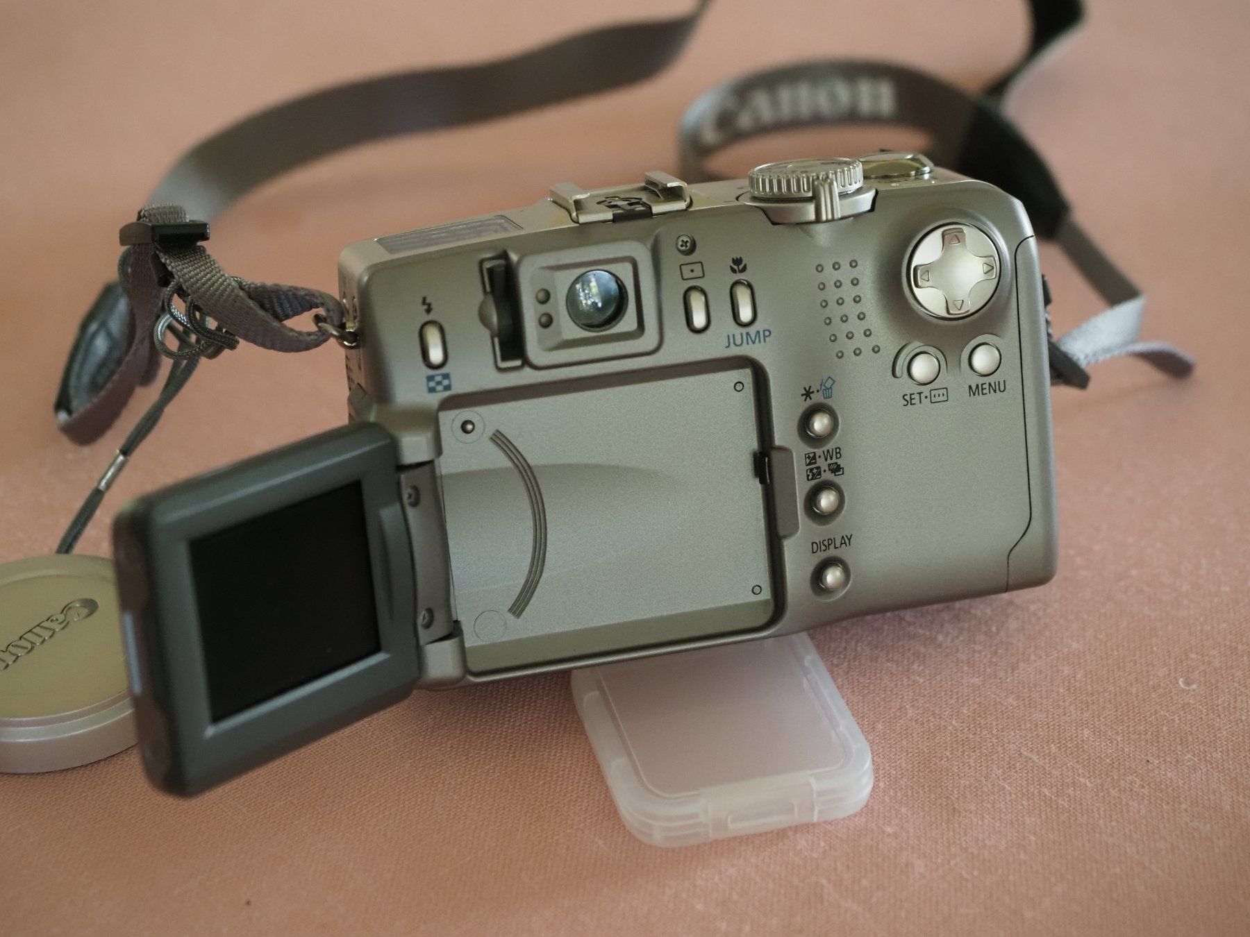 Canon Kamera: Digital-Kompaktkamera Canon PowerShot G2 – Gebraucht aus Merishausen von schacc 2