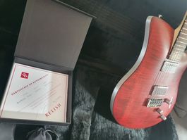 Relish Jane Custom Guitars in Bordeaux wie neu+orig.Hardcase