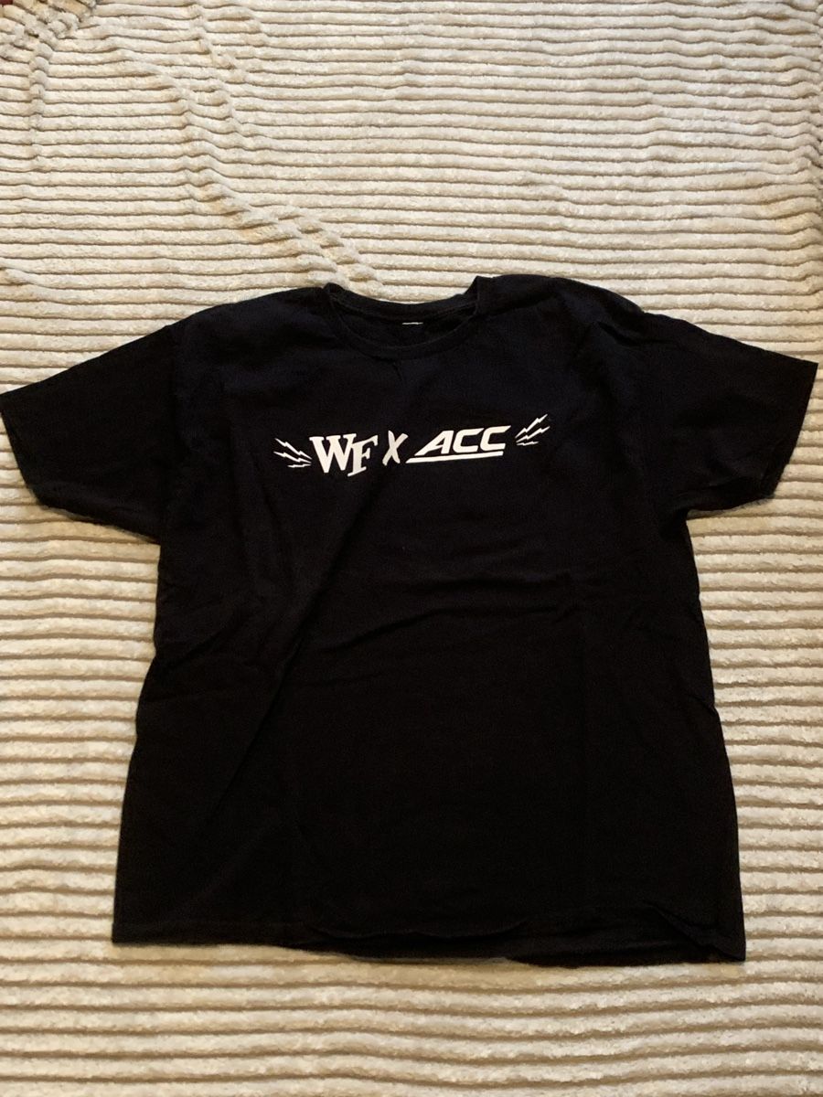 T-shirt: College T-Shirts Wakeforest - XL – Usato da Uerikon venduto da MarkBaumann 7