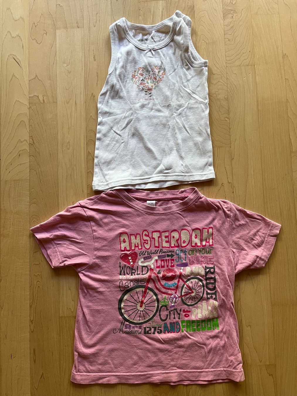 Lotti & Set di vestiti: Kleiderpaket 8-teilig Grösse 116 – Usato da Küttigen venduto da Ricardinella 3