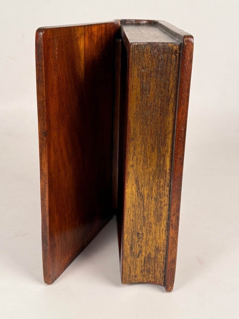 Libri: Holz Buchattrappe Geheimfach Mahagoni – Usato da Itingen venduto da uhu777 1