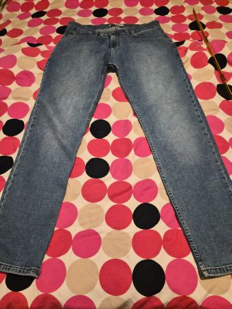 Herren Jeanshose gr 32  nr311