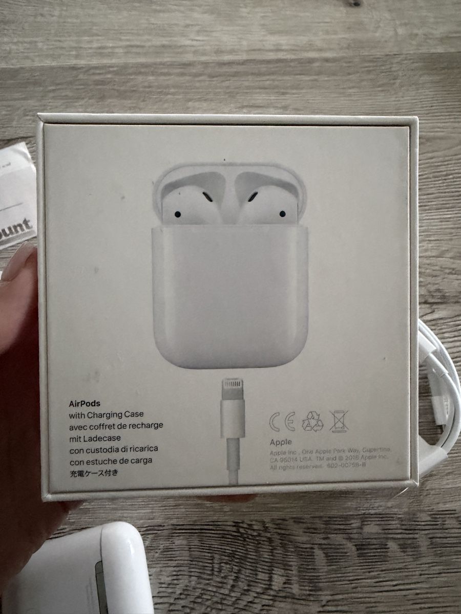 Apple Kopfhörer: Apple Airpods 2. Gen – Gebraucht aus Hallwil von Zoeizy 2