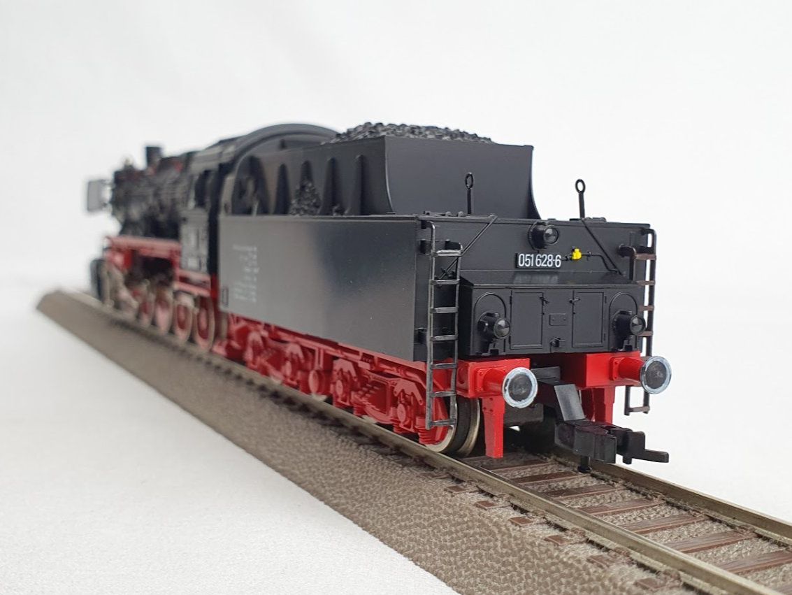 Fleischmann Modellini di ferrovie: Fleischmann 4177 DC DB BR 051 628-6, analog, OVP – Usato da Seon venduto da voAllBah 4