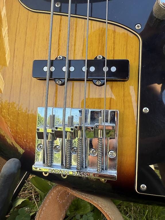 Strumenti musicali: Fender Jazz Bass Marcus Miller  2013 Préamp 18V – Usato da Ecublens VD venduto da Viret48 1
