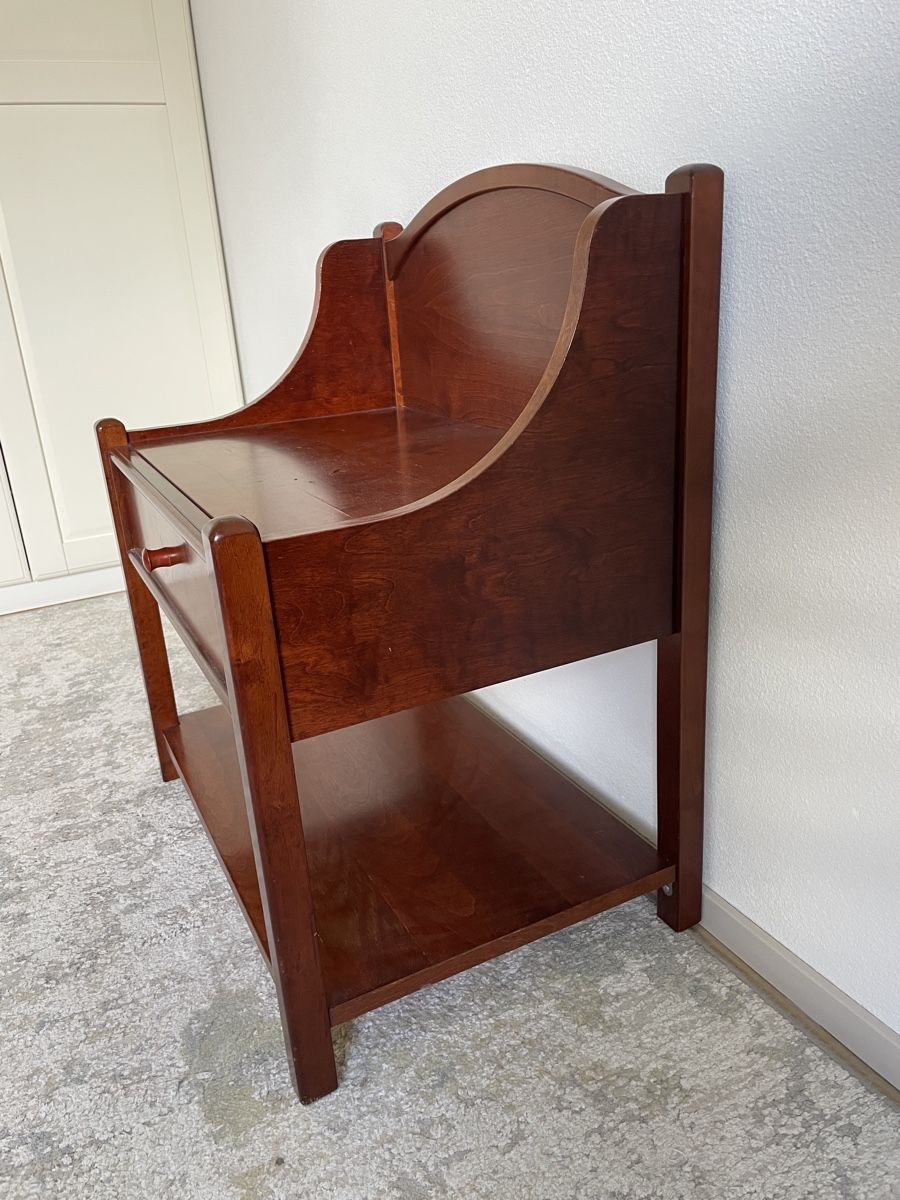 Comodini: Antiker Nachttisch mit Schublade, Vintage-Möbel – Usato da Oetwil am See venduto da mor_7bsf 4