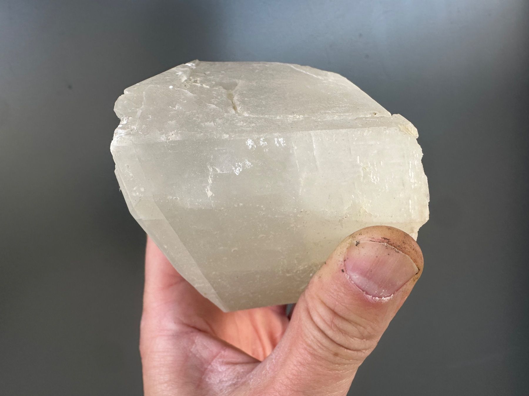 Minerali & Pietre curative: Calcit Kristallhöhle Kobelwald – Usato da Oberuzwil venduto da Crystall0 3