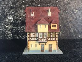 MODELL GEBÄUDEHAUS 