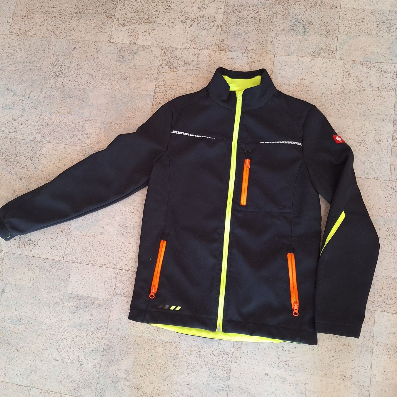 Engelbert Strauss Jacken: Engelbert Strauss Softshelljacke schwarz 146/152 gebraucht – Neu (gemäss Beschreibung) aus Hettenschwil von Schneuggi2