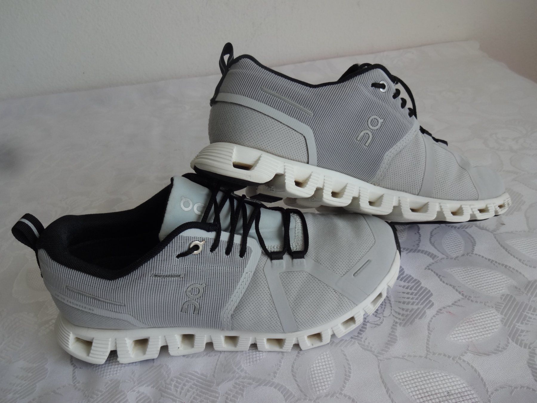 On Scarpe da donna: ** ON ** Schuhe Nr.40 – Usato da Frauenfeld venduto da Reyy58 2