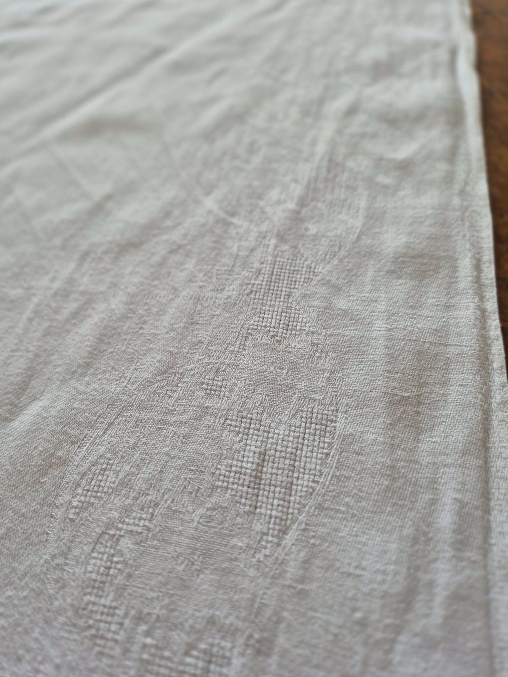 Sonstige Tischwäsche: Weisse Damast Tischdecke, 260x128 cm – Gebraucht aus Bern von aronari 7