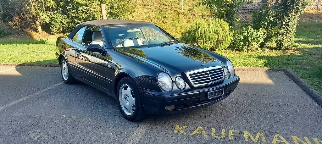 Autos: Cabriolet – D'occasion à Champagne par Sig5790