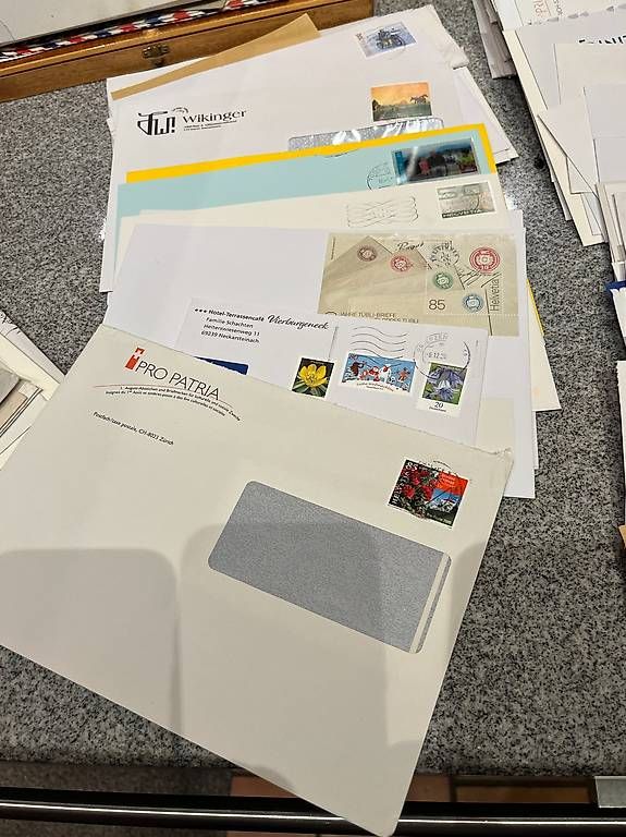 Tutti i francobolli: Briefmarken, Briefmarken, Briefmarken! – Usato da Maienfeld venduto da ang_6pbr 4