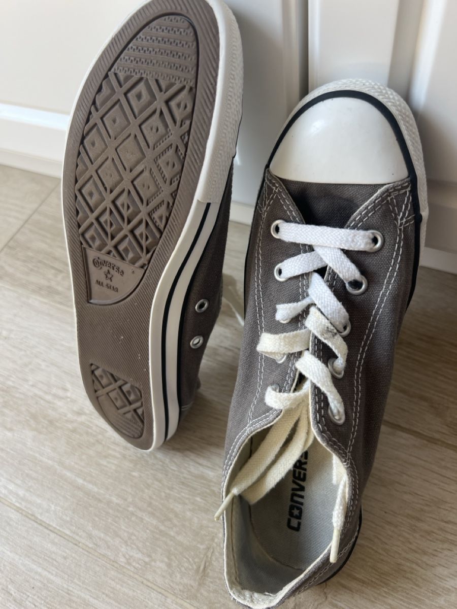 Converse Damenschuhe: Converse Chuck Taylor grau Grösse 40 – Gebraucht aus Niederweningen von Pelushi28 1
