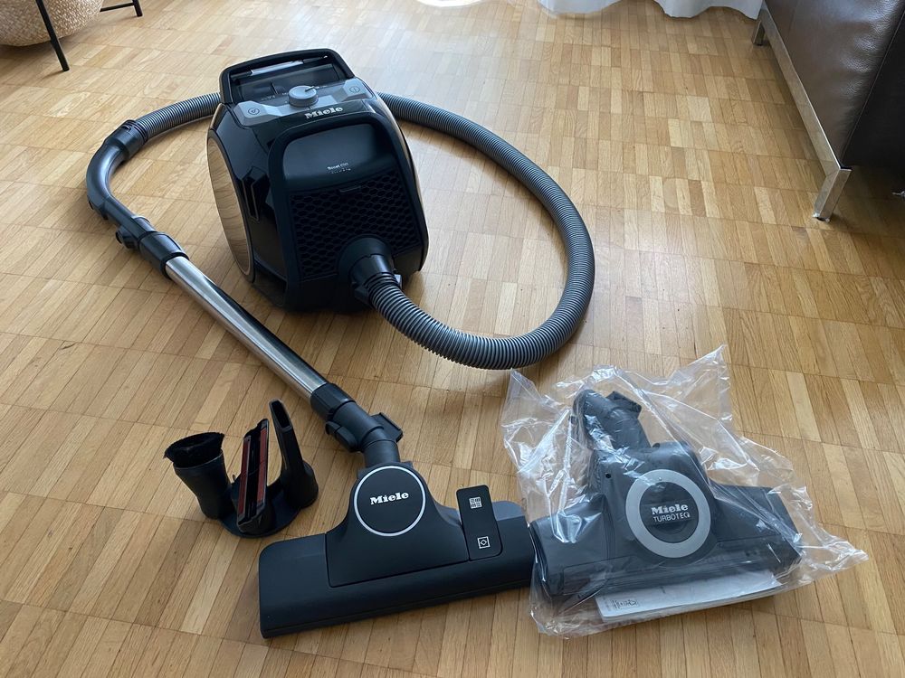 Produktbild von Für Miele Blizzard CX 1 Serie Staubsaugerschlauch 360