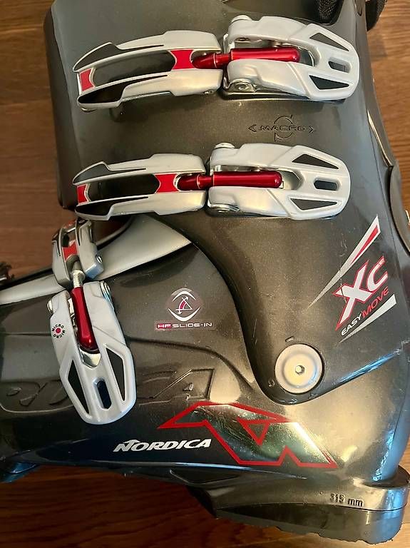 Scarpe da uomo: Skischuhe, Nordica, easy move – Usato da Winterthur venduto da claudiha 4