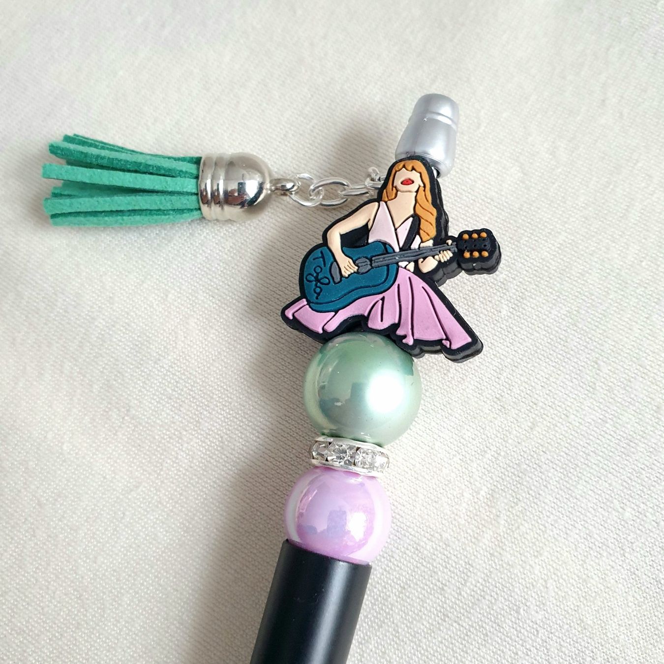 Stifte & Marker: 1 Perlenstift/Kugelschreiber "Taylor Swift" mit Zottel % – Neu und originalverpackt aus Oberglatt ZH von -your-Style- 2
