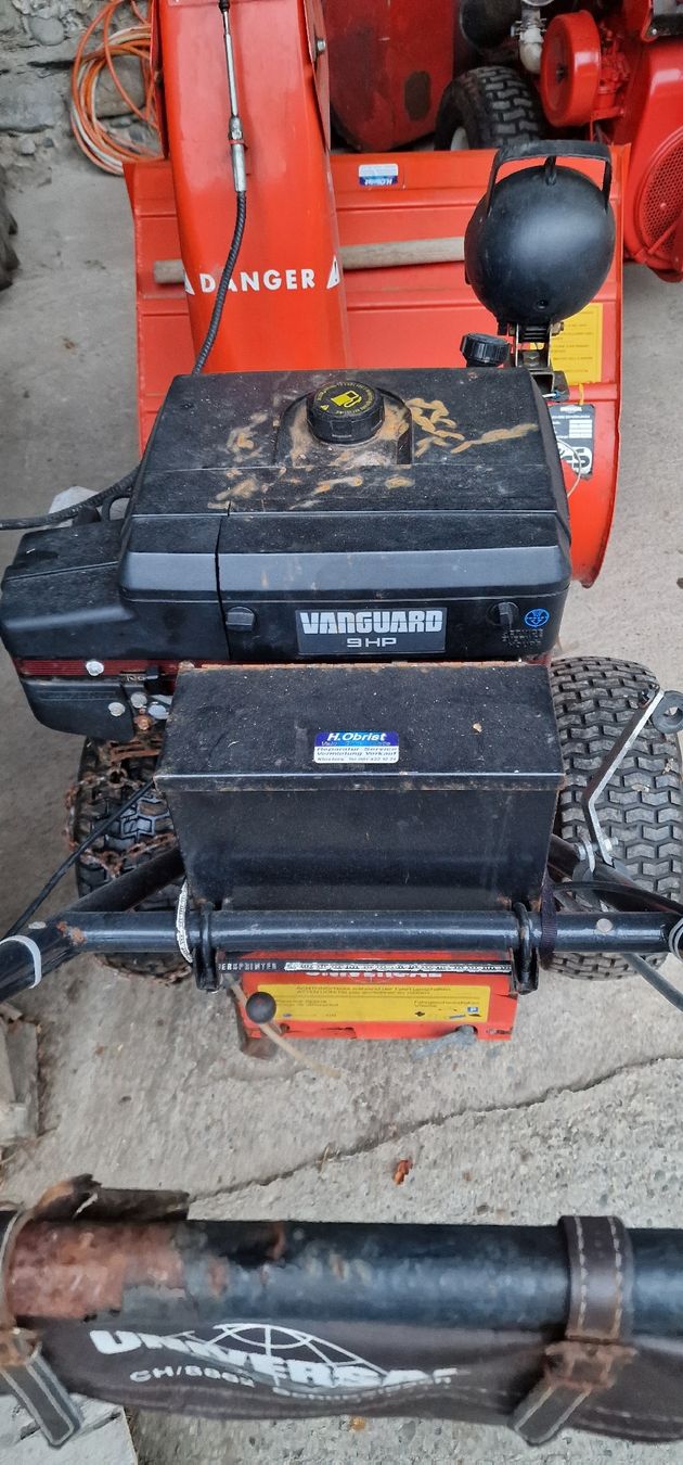 Tutte le macchine: Universal Schneefräse, 9 PS Vanguard – Usato da Tagelswangen venduto da Axel_36 3