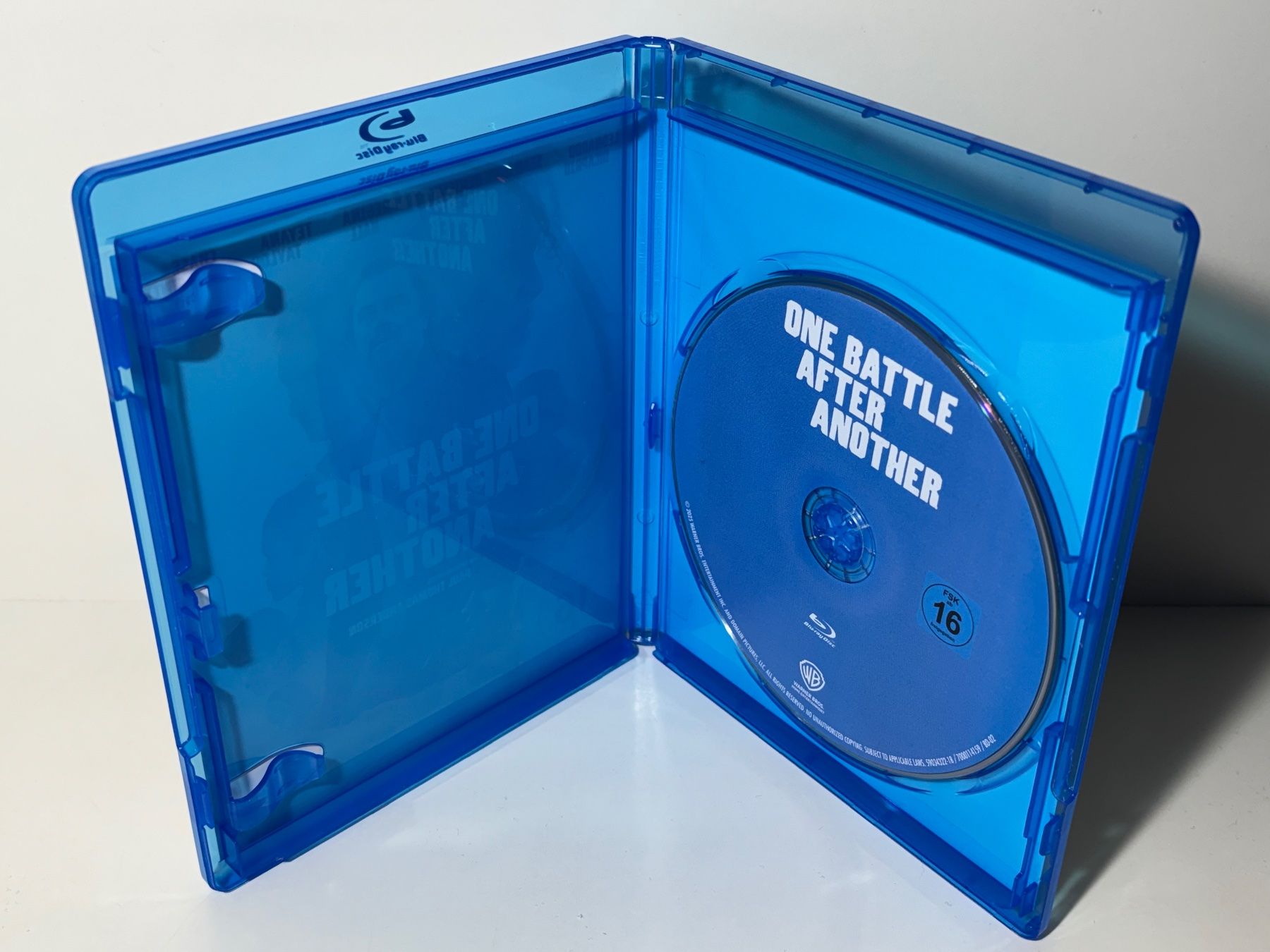Tous les DVDs: One Battle After Another Blu Ray – D'occasion à Wilderswil par Sstriker 2