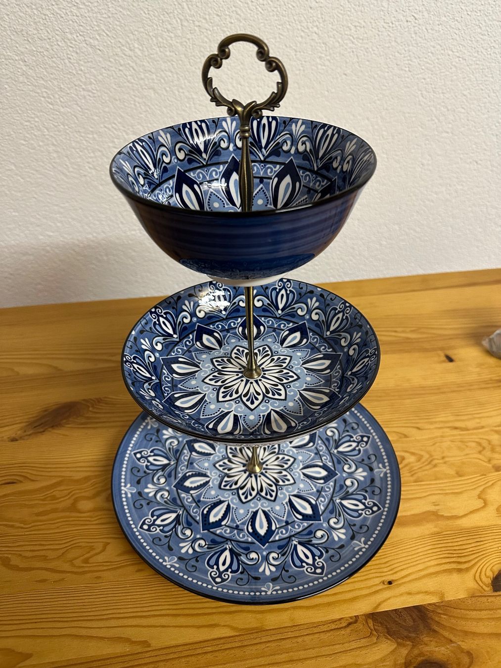 Toutes les décorations: Etagere Blau – D'occasion à Sumiswald par Schneebu 1