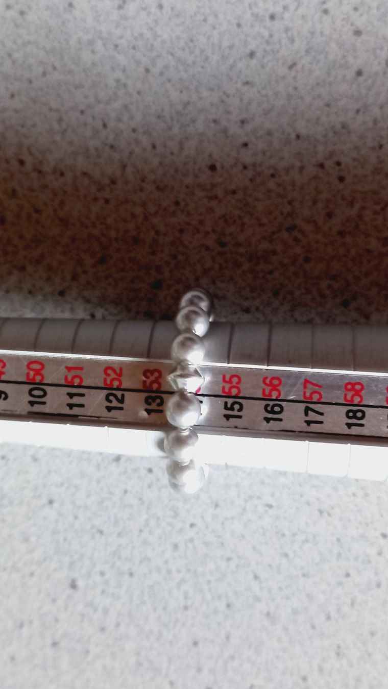 Swarovski Anelli: Elastischer Swarovski Fingerring Grösse 54 – Nuovo e nell'imballaggio originale da Winistorf venduto da acreativ2 2