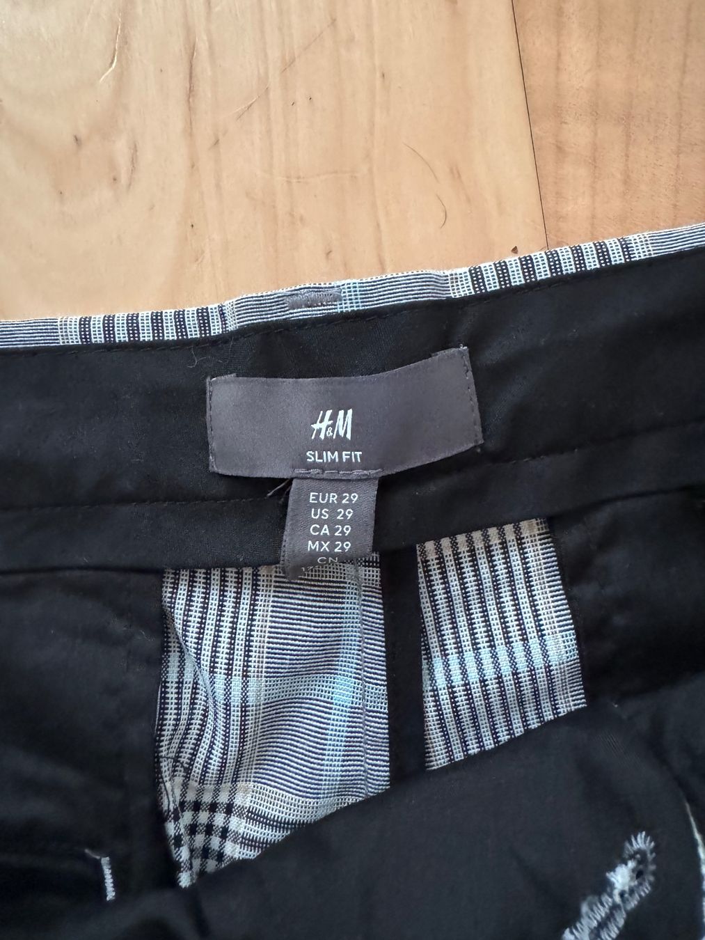 H&M Pantaloni: Business Herrenhose Gr. 29 – Usato da Mettmenstetten venduto da Fosse94 1