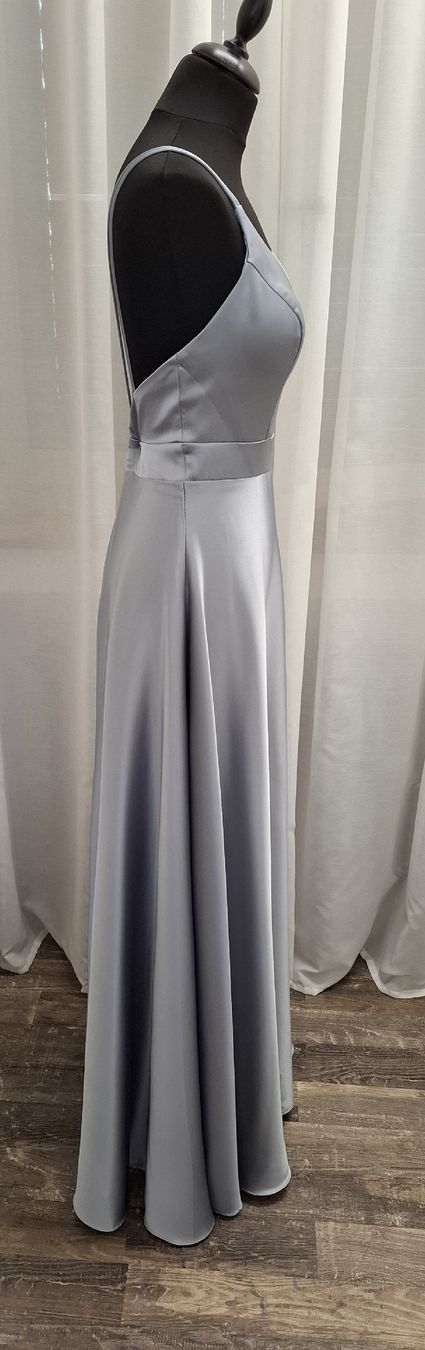 Vestiti: Silber Abendkleid, Grösse 36 – Nuovo (secondo la descrizione) da Uster venduto da VMT. 3