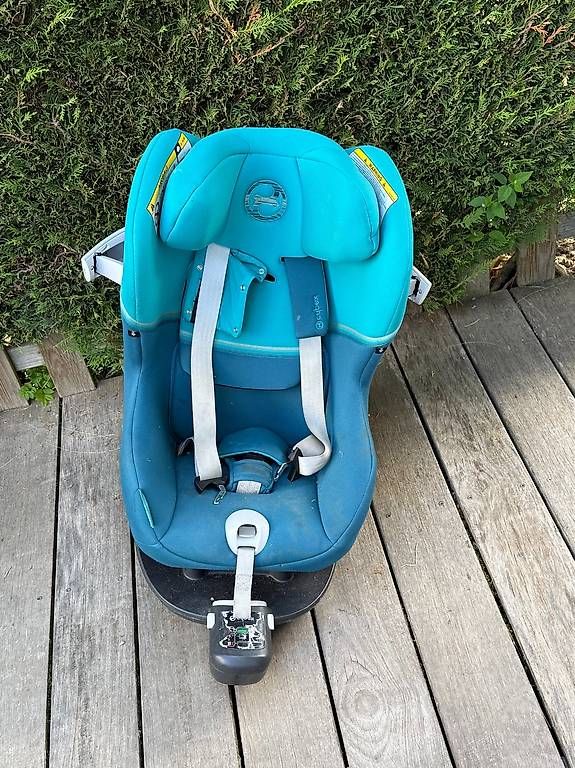 Auto-Kindersitze: Siège auto pour enfant – Gebraucht aus Founex von jbd_pmm6