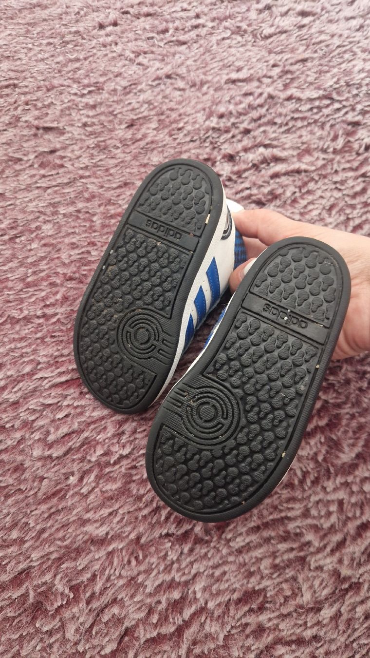 Adidas Scarpe per ragazzi: Adidas Baby Schuhe – Usato da Dietikon venduto da matej069 2