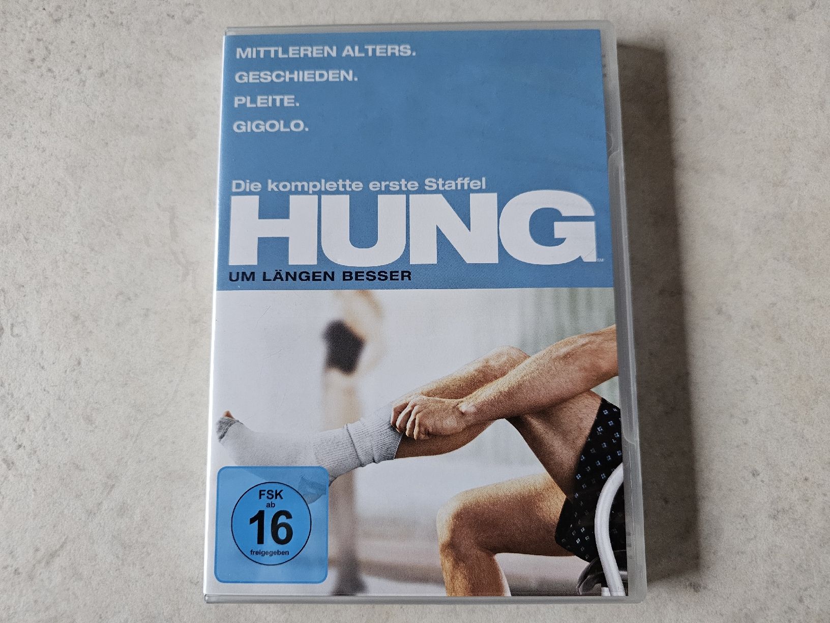 Tutti i DVDs: Hung - Um längen besser  /  Staffel 1 – Usato da Schneisingen venduto da backstore24