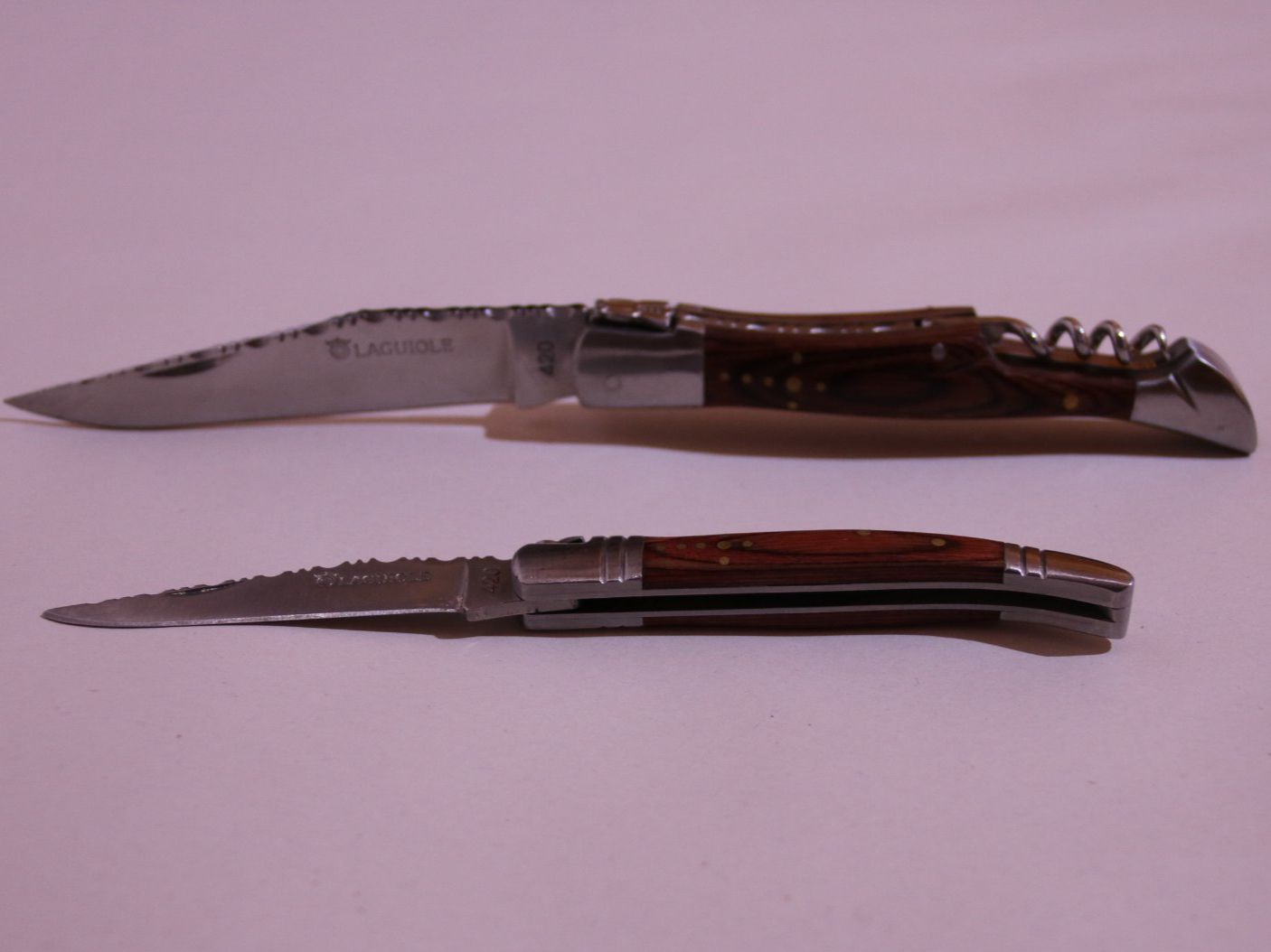 Laguiole Taschenmesser: 2 Laguiole Messer Set Geschenkbox Klappmesser neuwertig – Gebraucht aus Winterthur von lea_wml8