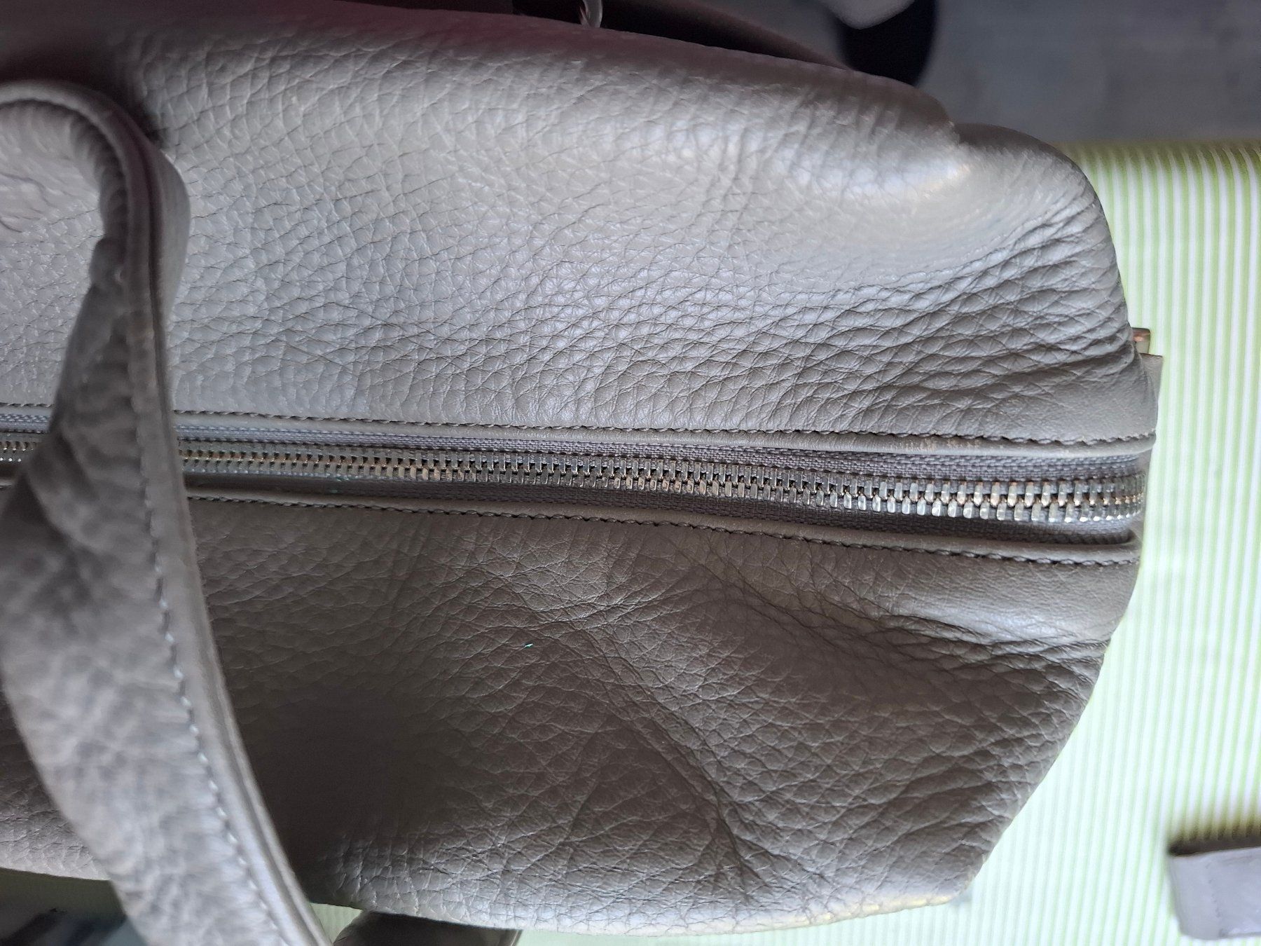 Sacs femmes: Bree Handtasche Schultertasche grau beige – D'occasion à Effretikon par peremaso 5