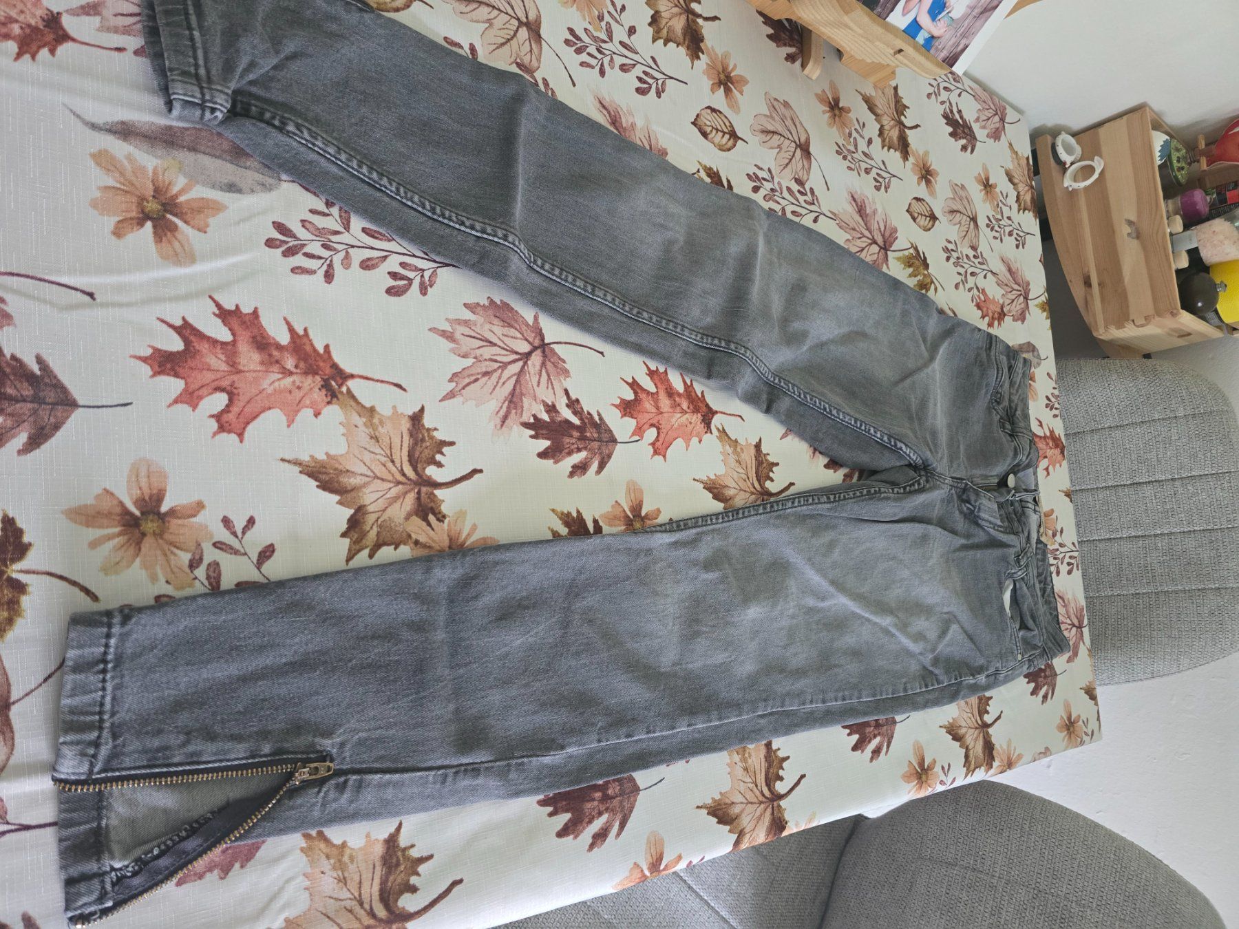 Pantalons: Jeanshose – Neuf avec emballage d'origine à Matten b. Interlaken par goldhase02