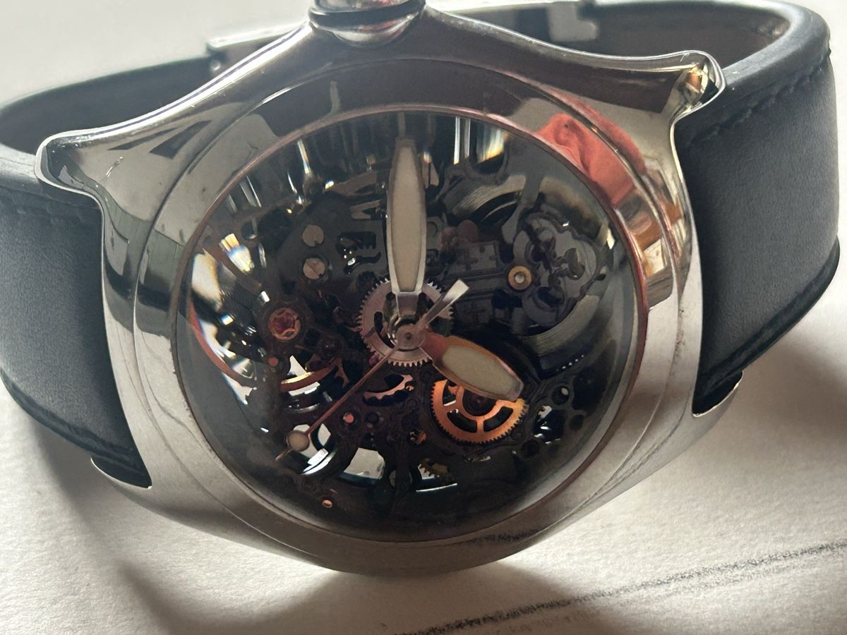 Corum Montres: Corum Skeleton Bubble – D'occasion à Starrkirch-Wil par charlywatson
