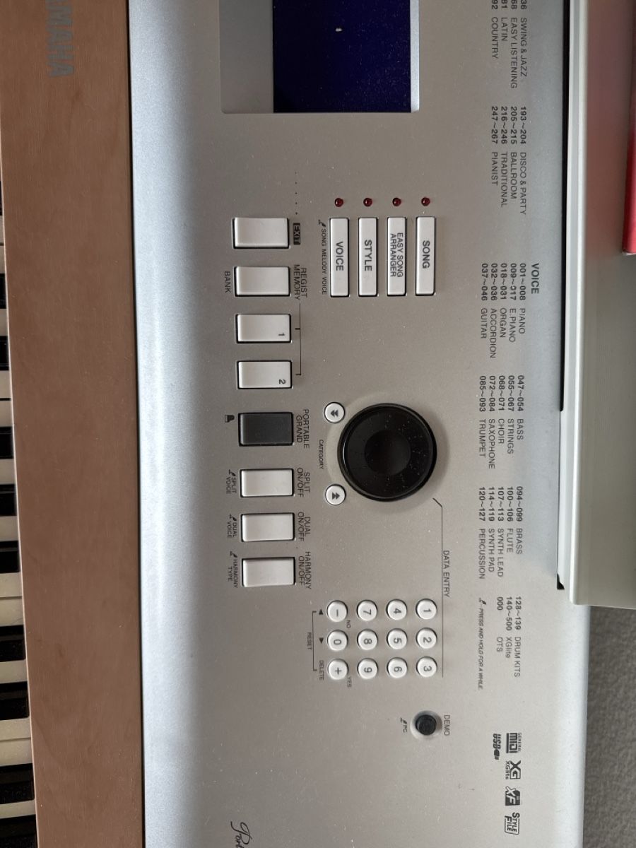 Yamaha Strumenti musicali: Klavier Keyboard EP Yamaha – Usato da Eggersriet venduto da Gio_Mag_Stucki 4