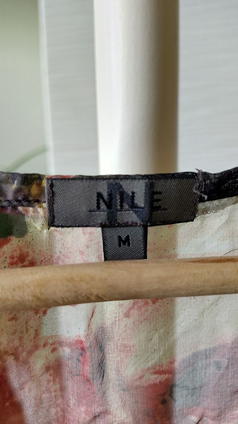 Nile Kleider: Nile Seidenkleid M – Gebraucht aus Biel/Bienne von fado03 3