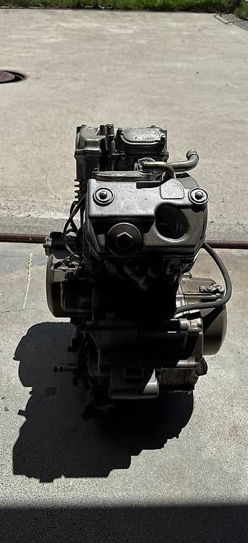 Motori: Honda XRV750 Motor – Usato da Zell LU venduto da .VR46. 2