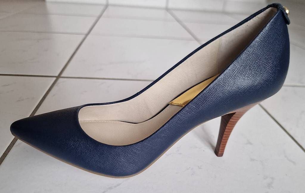Michael Kors Damenschuhe: Michael Kors Pumps – Neu (gemäss Beschreibung) aus Lausen von Joli-80 1