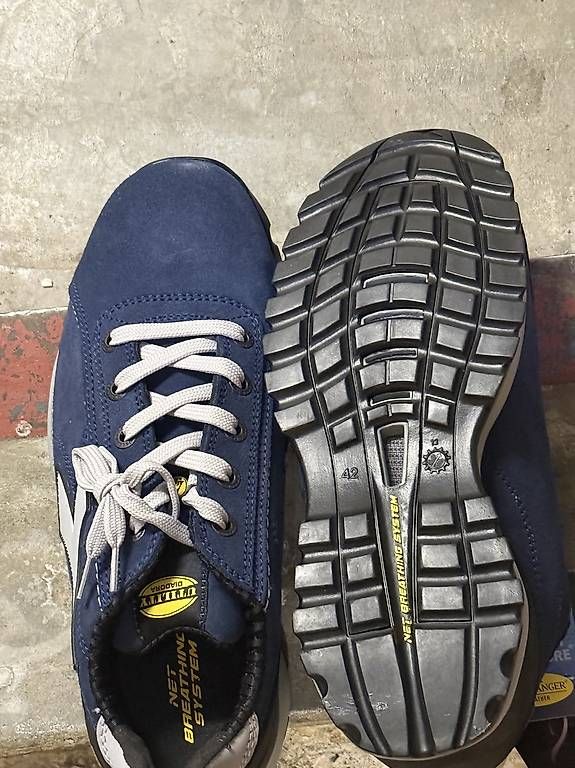 Scarpe da uomo: Travail chaussure – Usato da Renens VD venduto da Ypc0