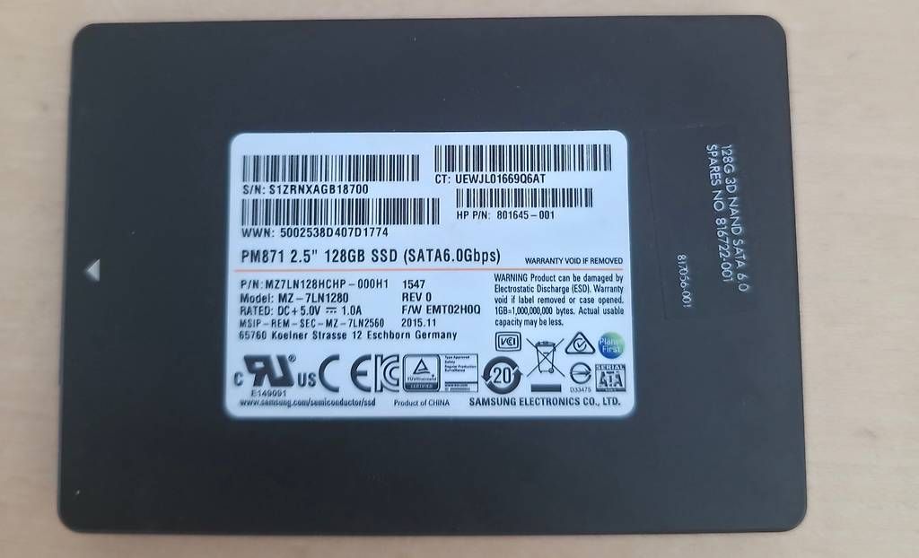Disques durs: Samsung PM871 128GB SSD – D'occasion à Basel par Junior_Store