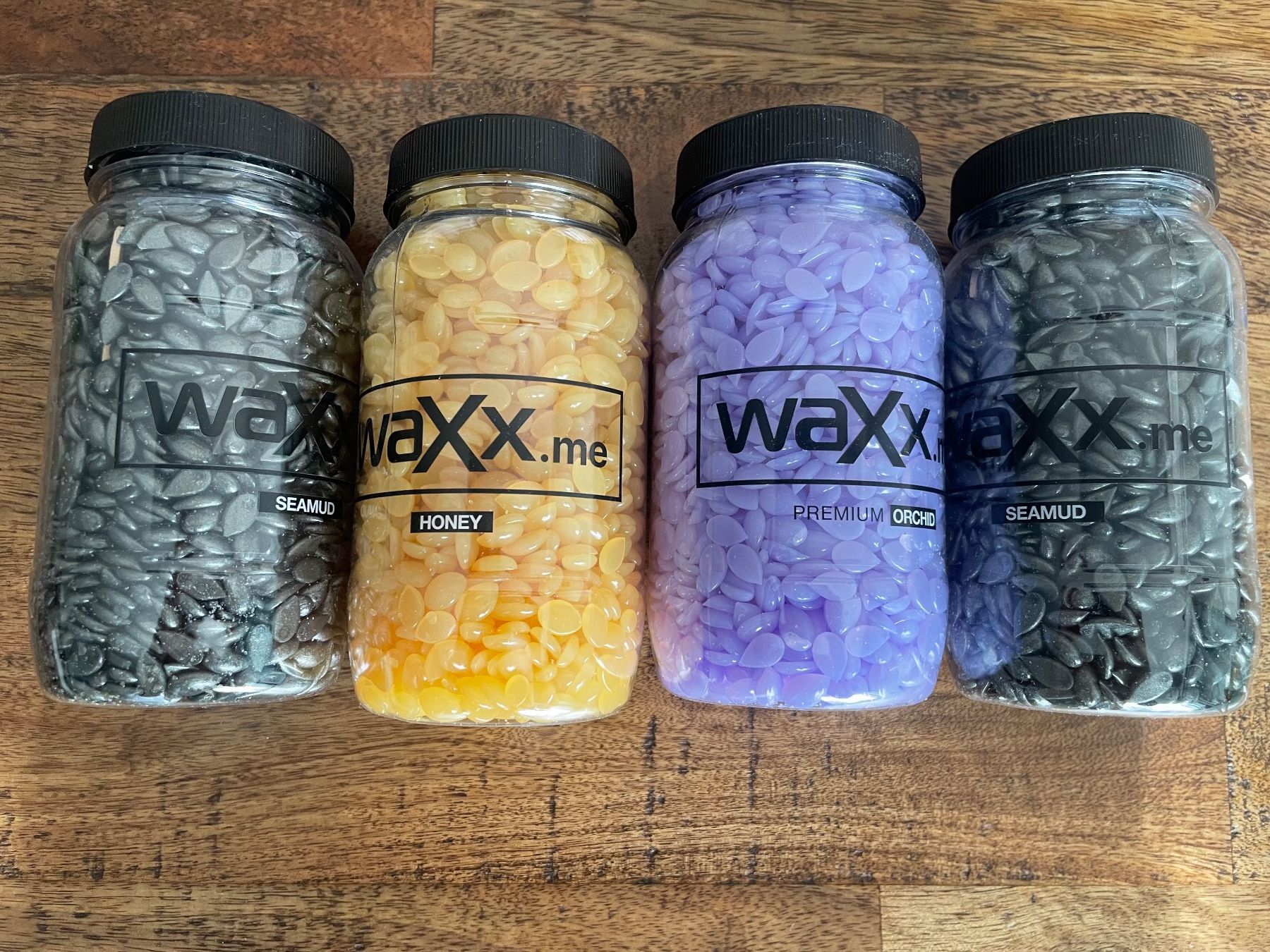 Rasoi & Lamette da barba: WAXX BOX - Wachserhitzer und 4x Körperwachs – Usato da Adliswil venduto da miu_fnq6 4