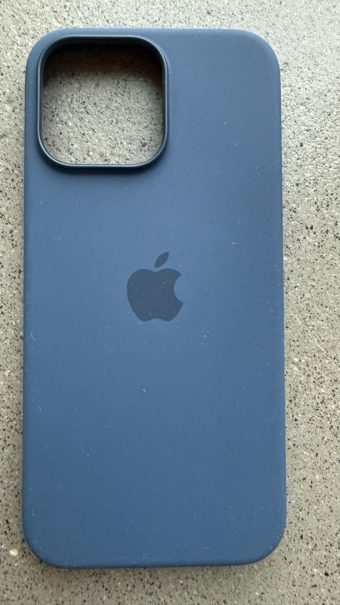 Apple Covers & Schutzfolien: Apple Original Silikon Hülle iPhone 16 Pro Max – Neu und originalverpackt aus Luzern von mar_x96f 2