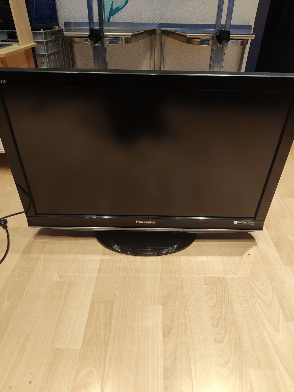 Televisori: panasonic Fernseher  – Usato da Menziken venduto da Dragon-Fuchur